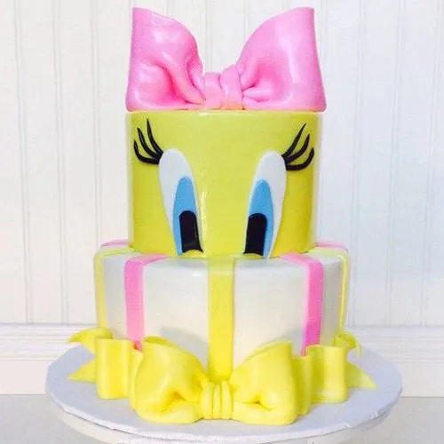 Caramelized Two Tier Tweety Cake for Kids