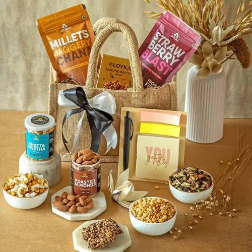 Cheerful Snacking Essentials Bundle