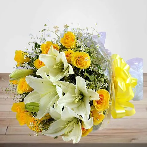 Splendid Rose n Lily Bouquet