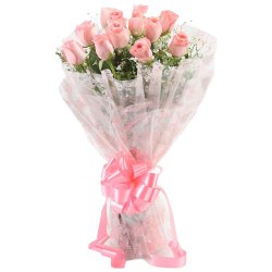 Distinctive Floral Assortment of 30 Pink Roses Distinctive Floral Assortment of 30 Pink Roses