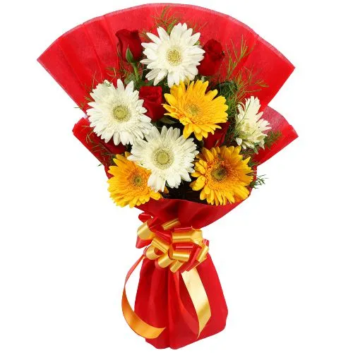 Impressive Tissue Wrapped Gerbera N Roses Bouquet