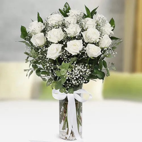 Deliver Online White Roses in a Vase<br>