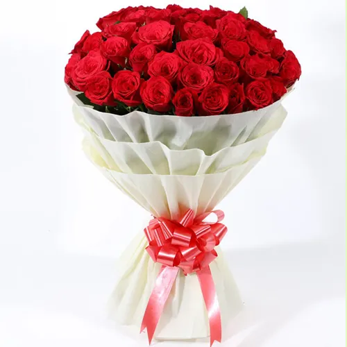 Deliver Premium Bouquet of Dutch Roses