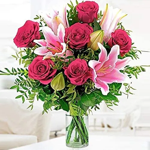 Shop Online Roses N Lilies in Glass Vase