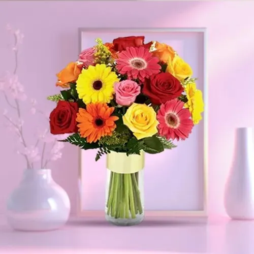 Deliver Mixed Flowers in a Vase Online
