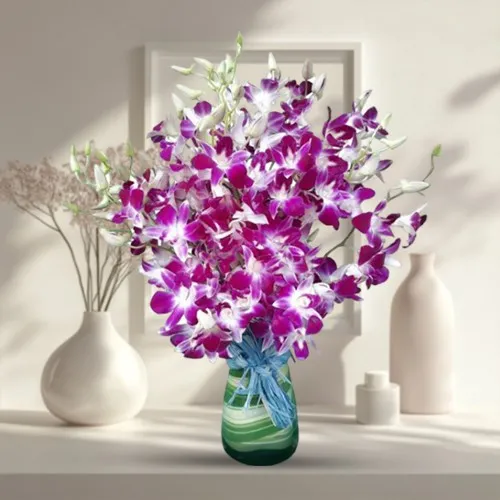 Deliver Online Orchids in a Glass vase
