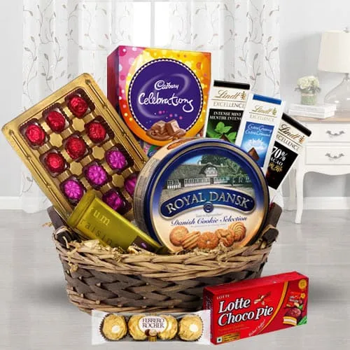 Buy Marvelous Gourmet Basket